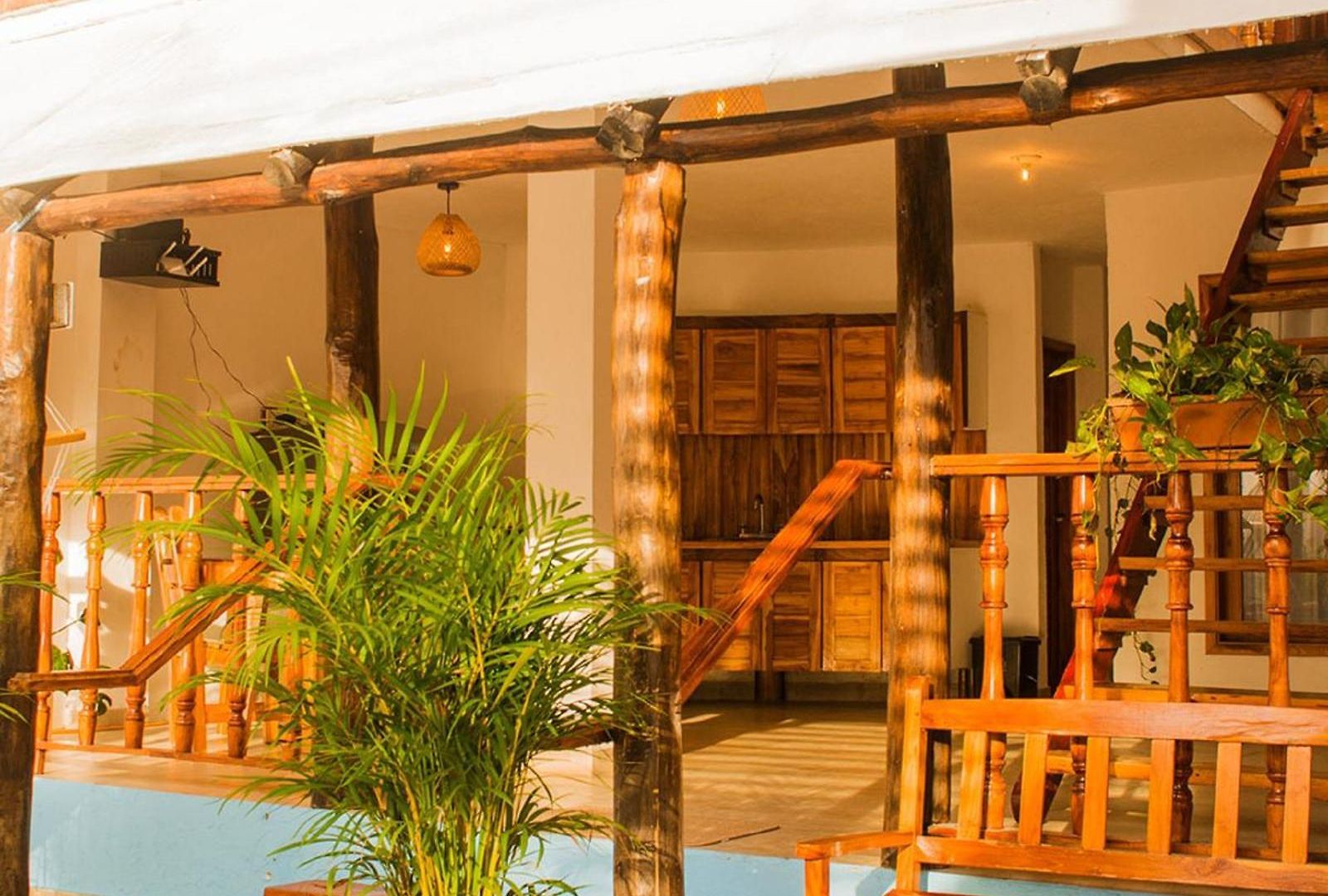 Pensión In Guest - Hb8 Quadruple With Shared Bathroom *