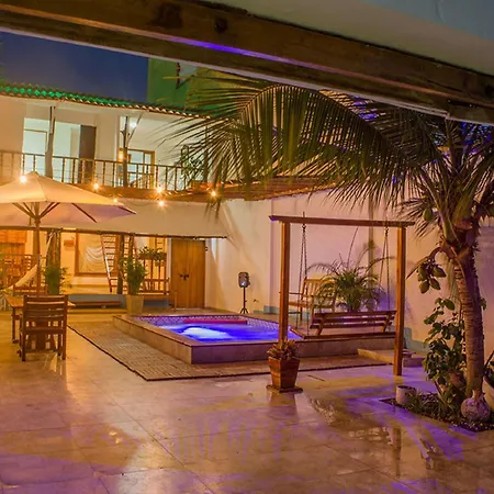 In Guest - Hb8 Quadruple With Shared Bathroom Pensión *