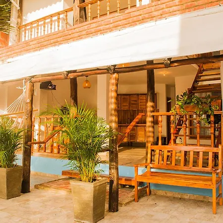 In Guest - Hb8 Quadruple With Shared Bathroom